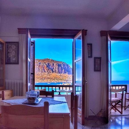 דירות מונמבאסיה Matroni'S House - 2Ος Όροφος, Ιδιόκτητο Σπίτι מראה חיצוני תמונה