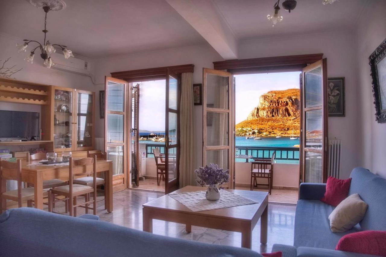 דירות מונמבאסיה Matroni'S House - 2Ος Όροφος, Ιδιόκτητο Σπίτι מראה חיצוני תמונה